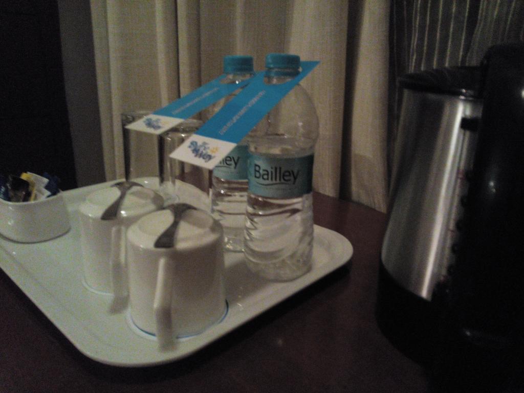 By The Way Hotel Mysore Room photo